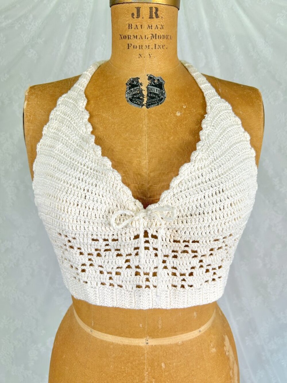 Vintage 70s Cream Crochet Halter Top, Boho Festival Disco Crop Top, Knit, Size S